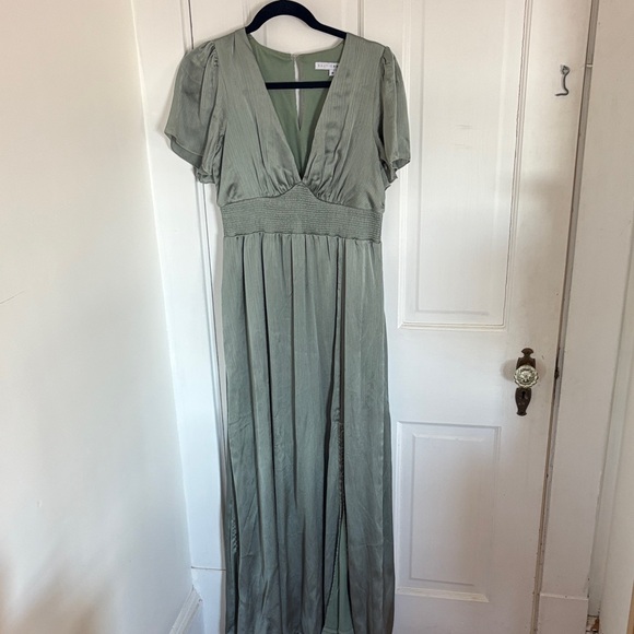 Baltic Born Dresses & Skirts - Baltic Born Sage Maxi Dress